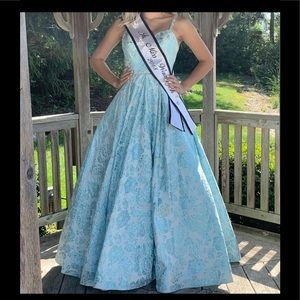 Amazing Light Blue Exclusive Gipper Prom Dress